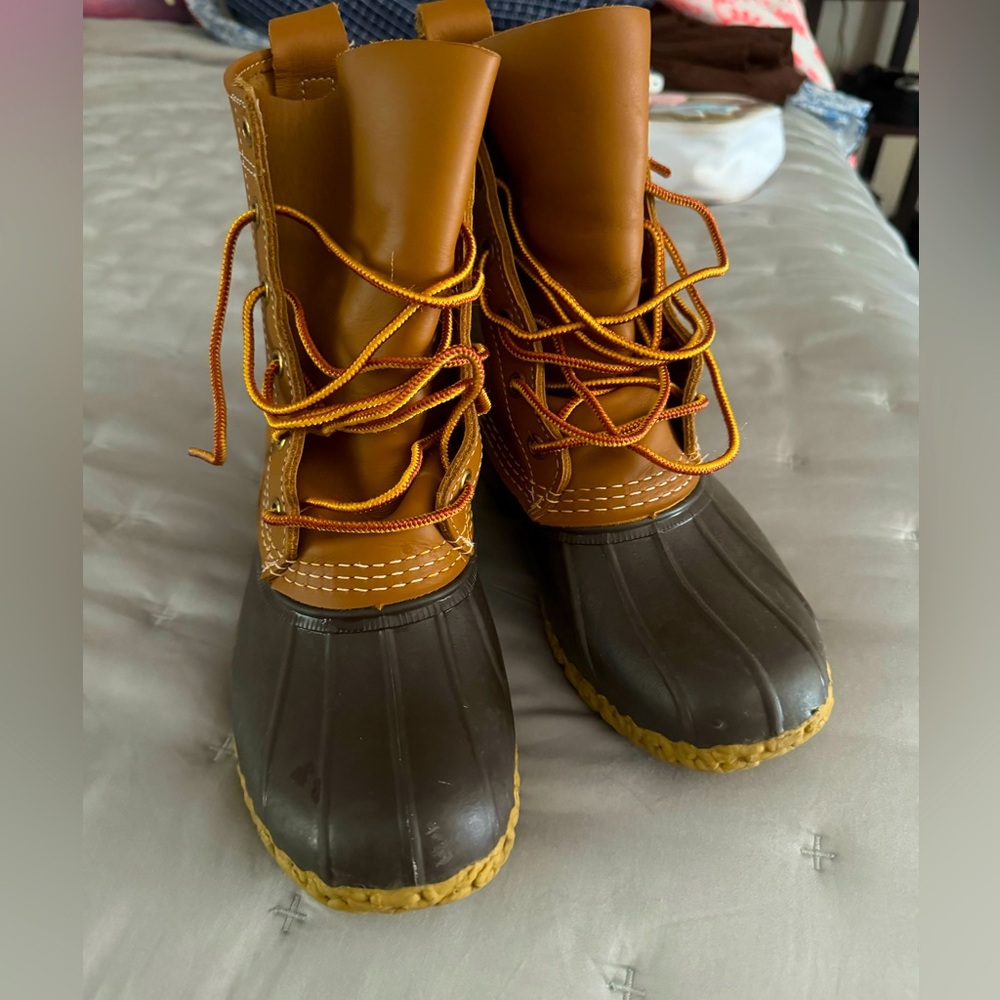 LLbean bean boots, Size 6